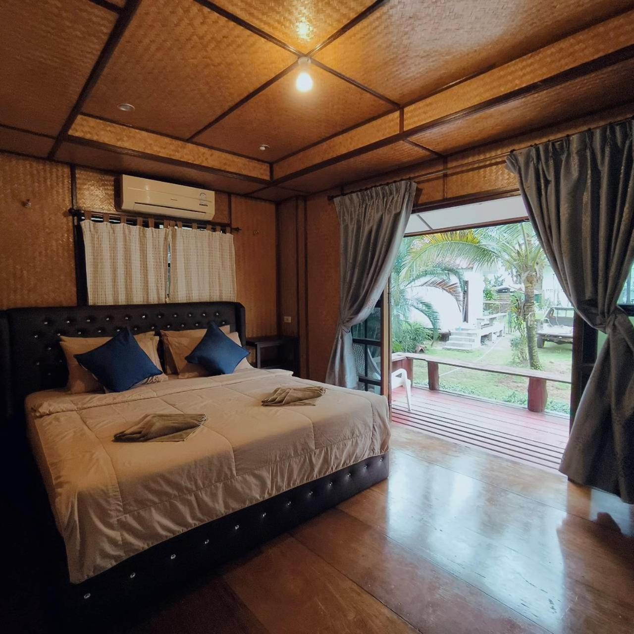 Koh kood Neverland beach resort Ko Kut Exteriör bild
